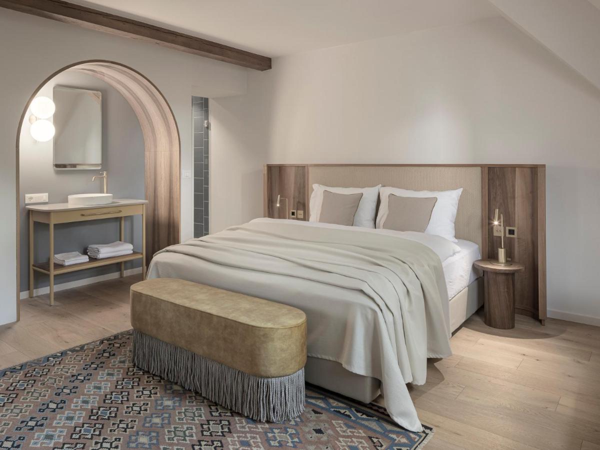 Helvetia Vintage Suites&breakfast Hotel