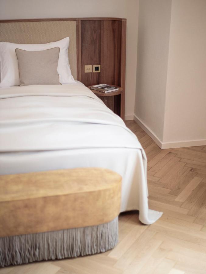 Hotel Helvetia Vintage Suites&breakfast 4*