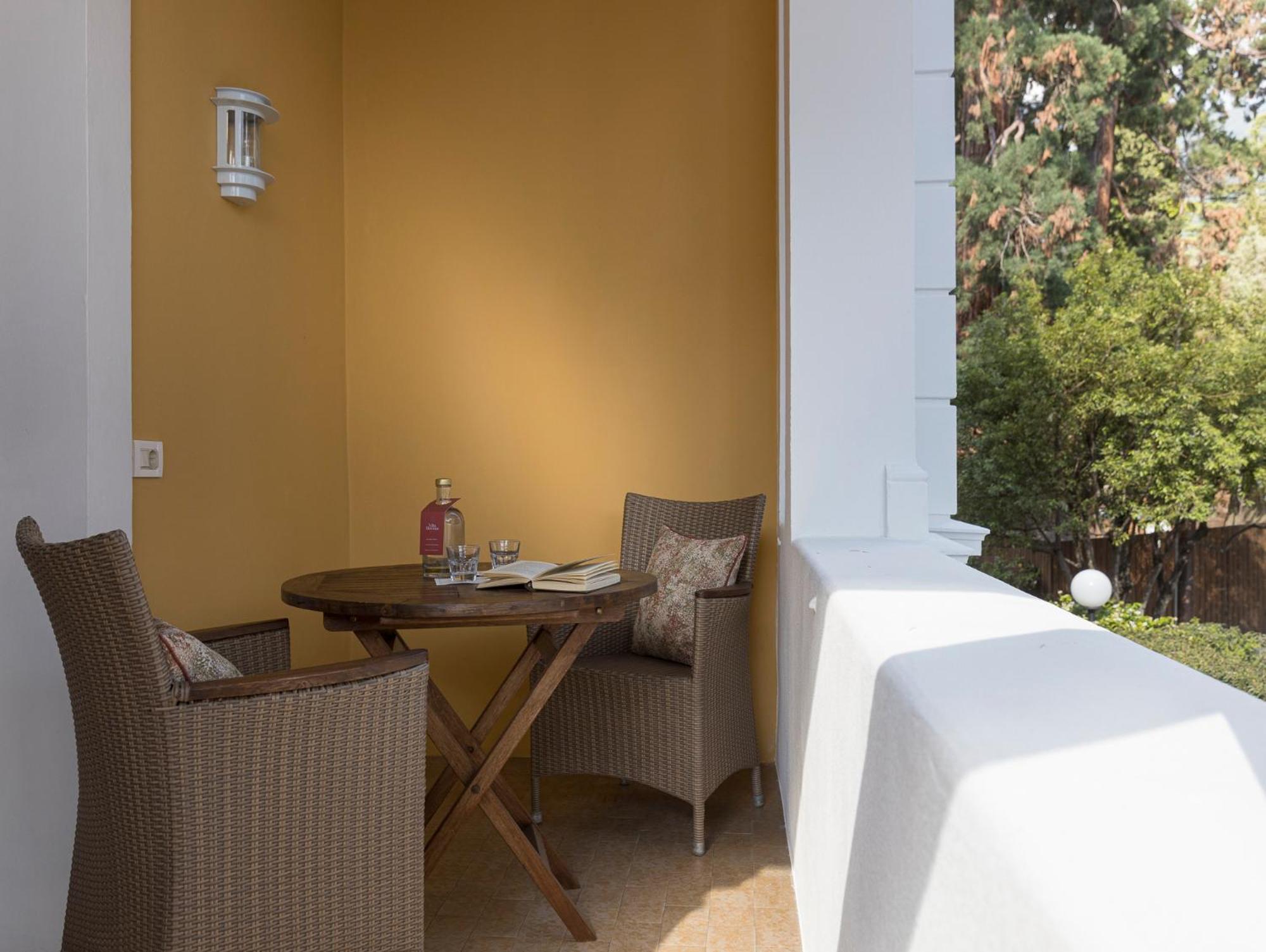 Helvetia Vintage Suites&breakfast Hotel 4*